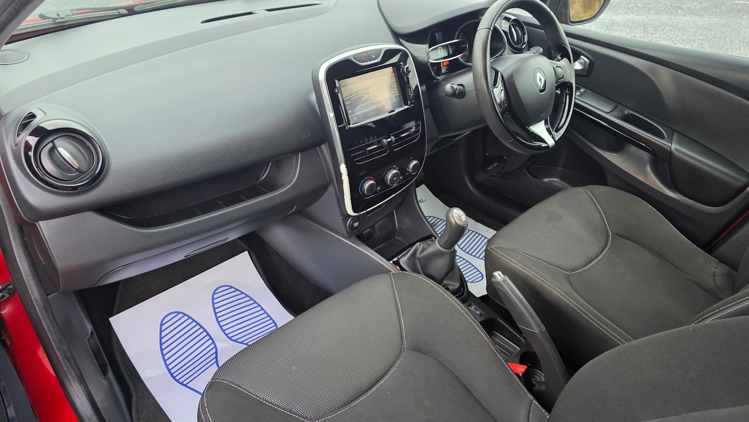 Used Renault Clio 2016 for sale - 77707921: Photo 10