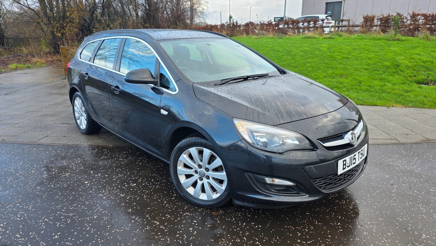 Used Vauxhall Astra 2015 for sale - 76877326: Photo 1