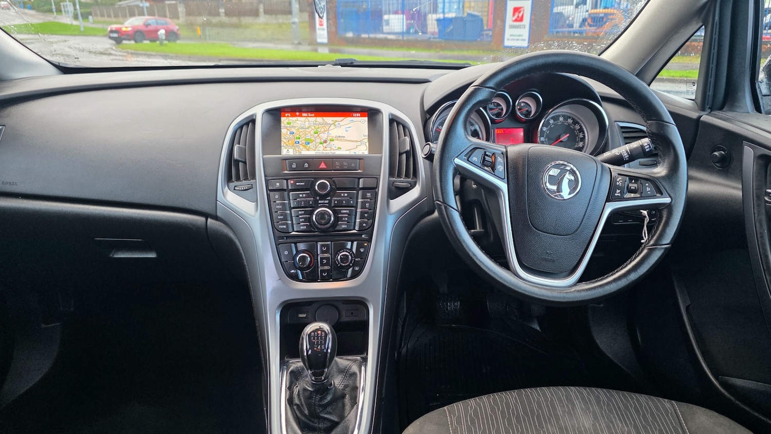 Used Vauxhall Astra 2015 for sale - 76877326: Photo 11