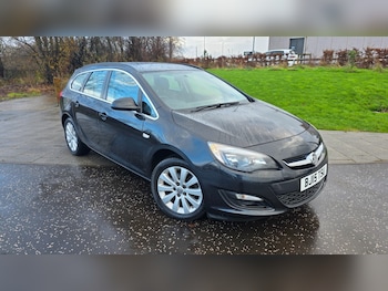 2015 (15) - 1.6 CDTi 16V ecoFLEX Tech Line 5dr