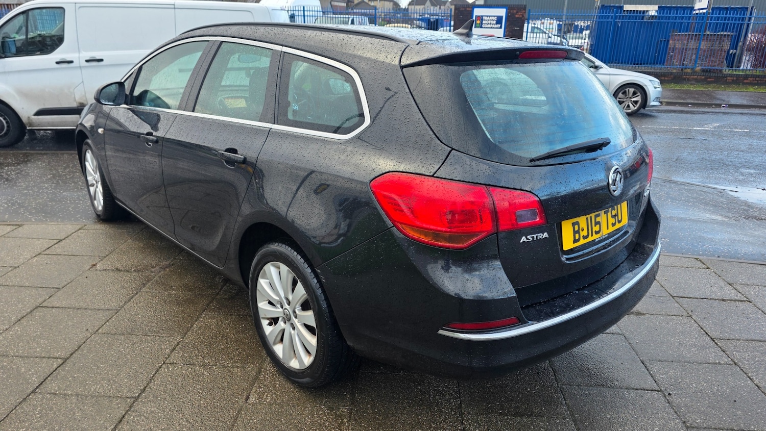 Used Vauxhall Astra 2015 for sale - 76877326: Photo 5