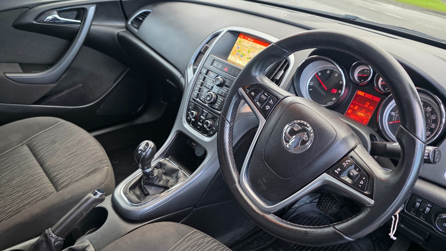 Used Vauxhall Astra 2015 for sale - 76877326: Photo 9