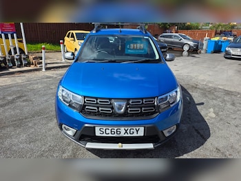Used Dacia Sandero Stepway 2017 for sale - 75970078: Photo