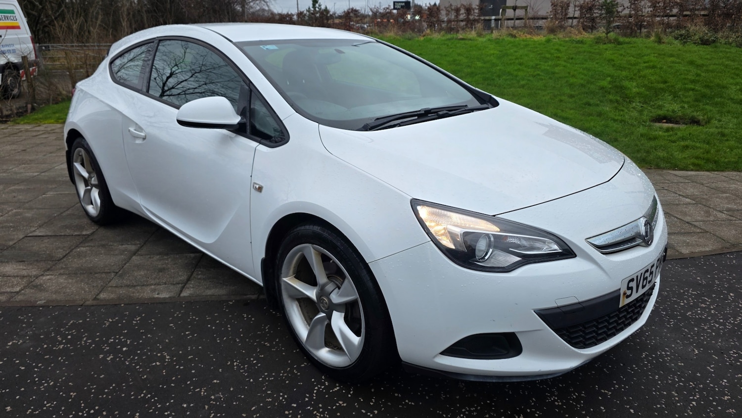 Used Vauxhall Astra GTC 2016 for sale - 77772498: Photo 2