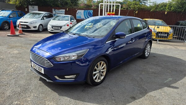 Used Ford Focus 2015 for sale - 76249253: Photo 2