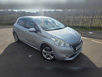 Used Peugeot 208 2015 for sale - 78217867: Photo
