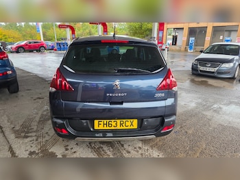 Used Peugeot 3008 2014 for sale - 76170203: Photo 4