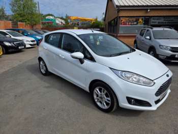 2015 (64) - 1.0 Zetec 5dr