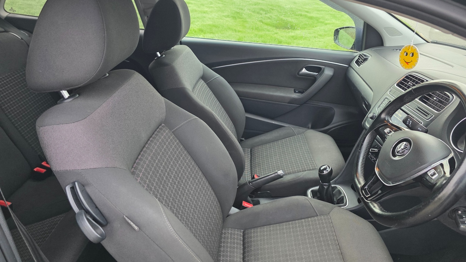 Used Volkswagen Polo 2015 for sale - 76411843: Photo 10