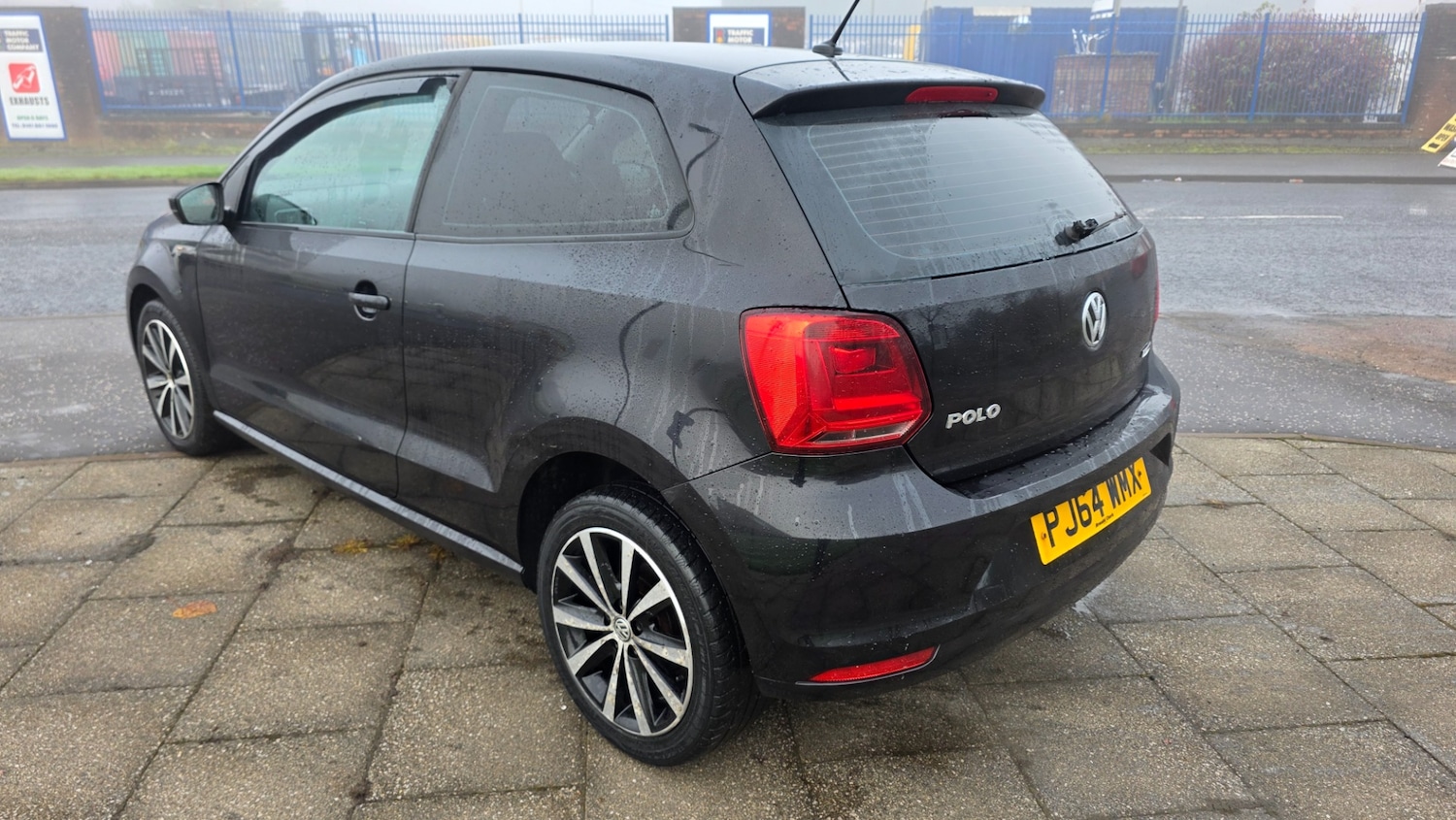 Used Volkswagen Polo 2015 for sale - 76411843: Photo 5
