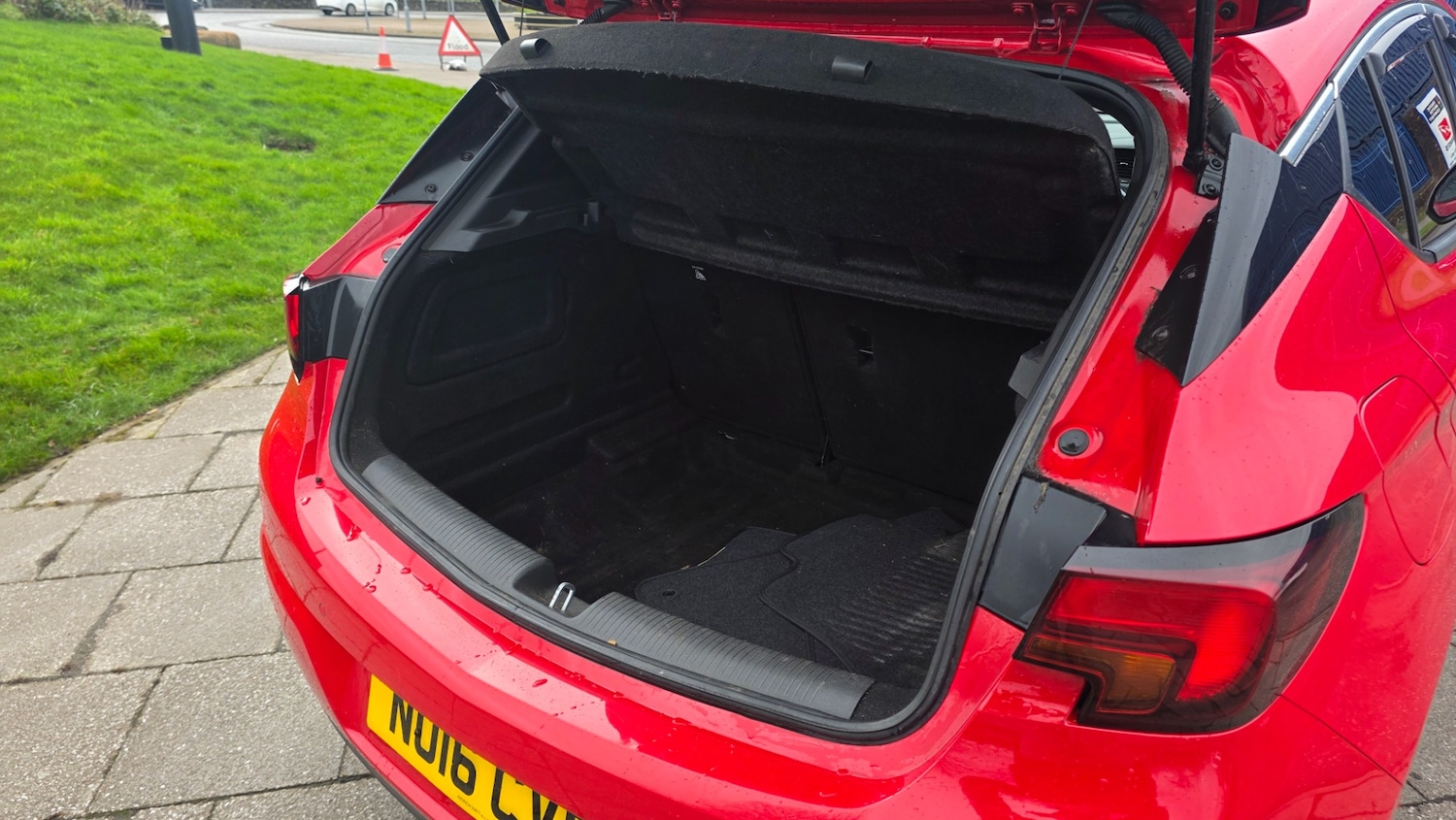 Used Vauxhall Astra 2016 for sale - 77801845: Photo 14