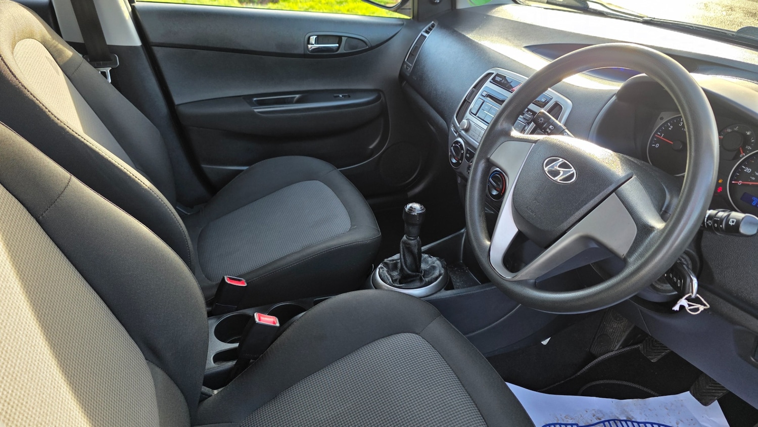 Used Hyundai i20 2013 for sale - 77350771: Photo 9