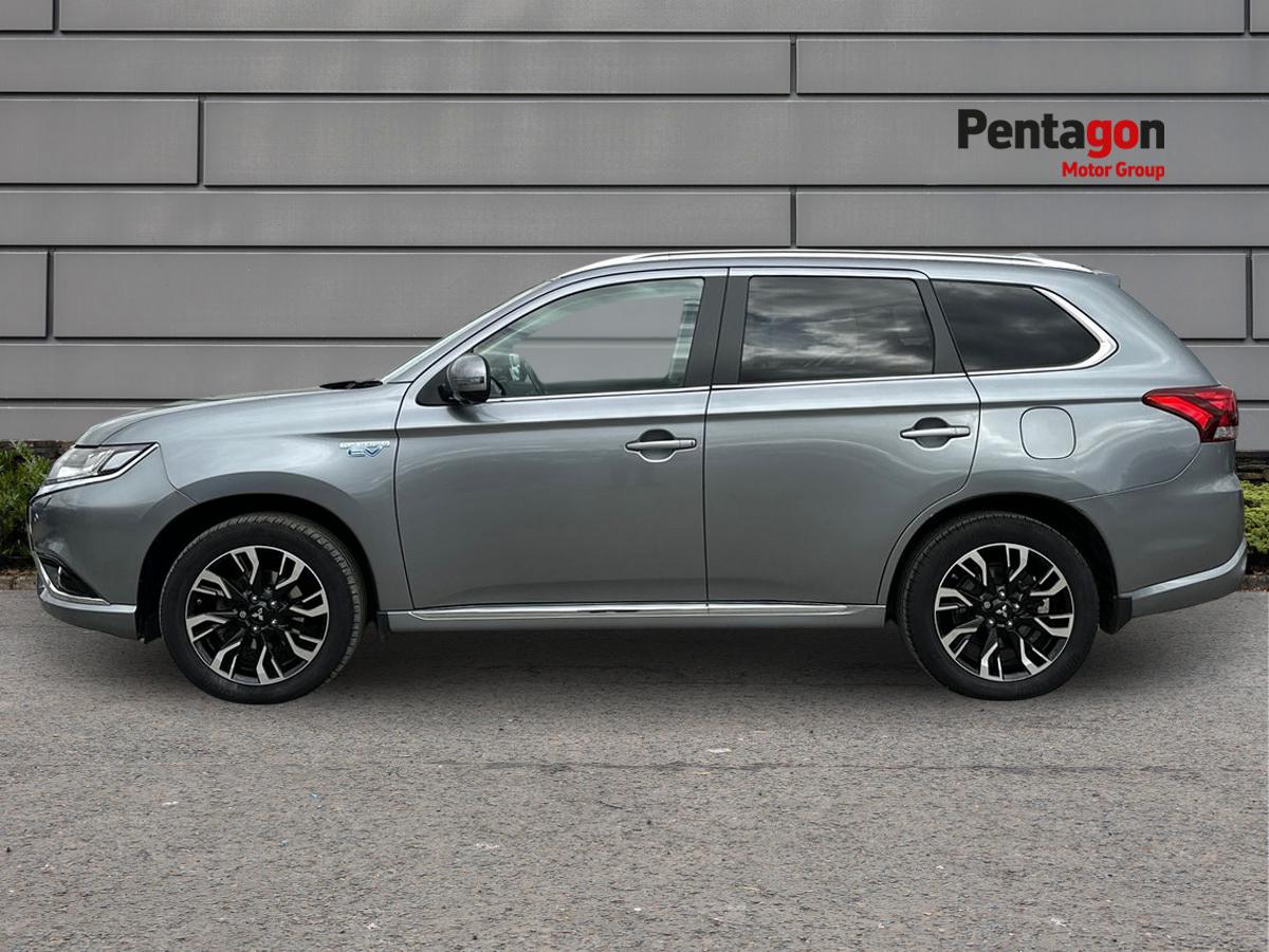 Used Mitsubishi Outlander 2016 for sale - 76705324: Photo 14