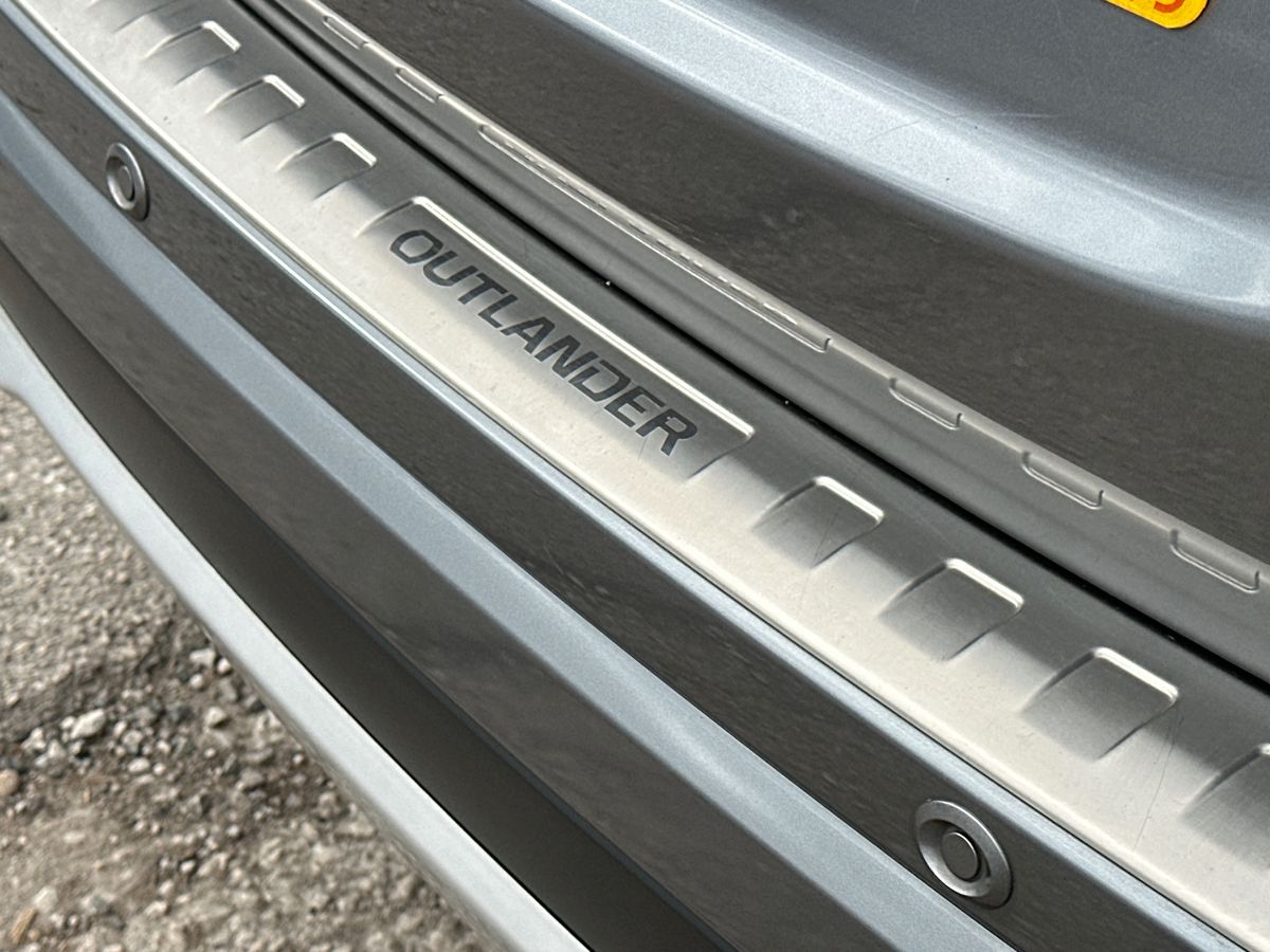 Used Mitsubishi Outlander 2016 for sale - 76705324: Photo 35