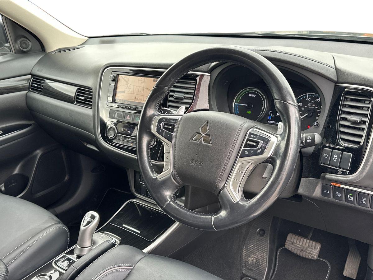 Used Mitsubishi Outlander 2016 for sale - 76705324: Photo 5