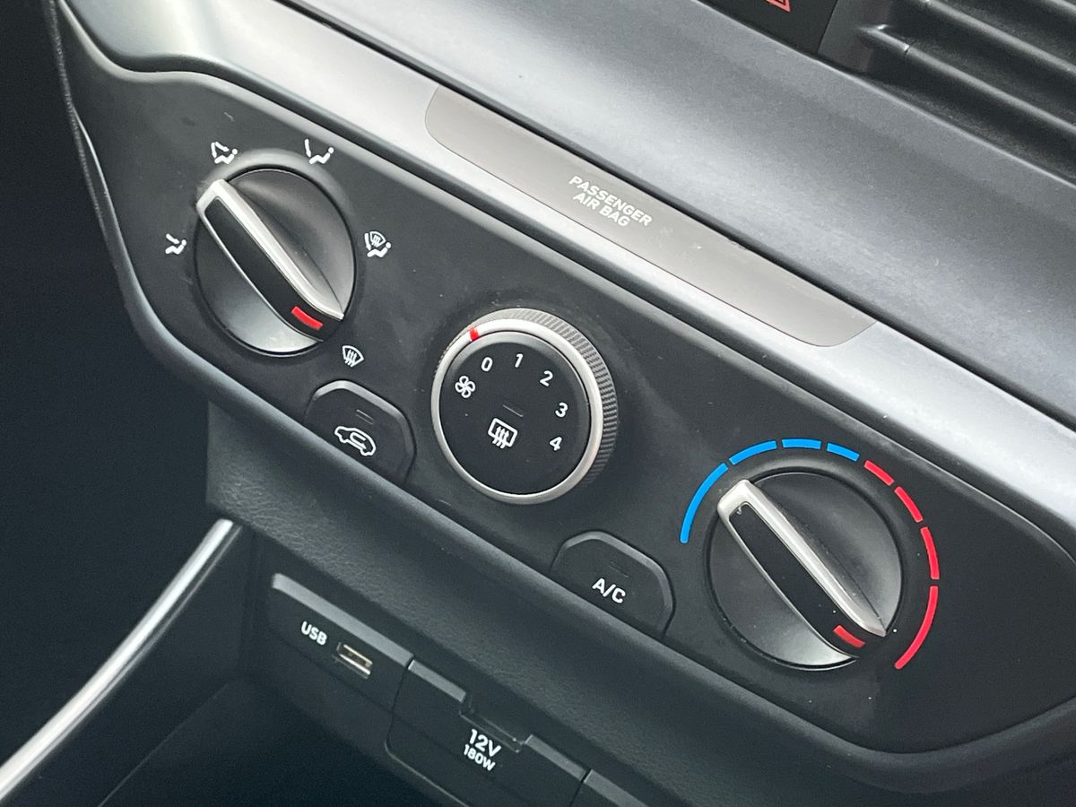 Used Hyundai i20 2022 for sale - 76705384: Photo 23