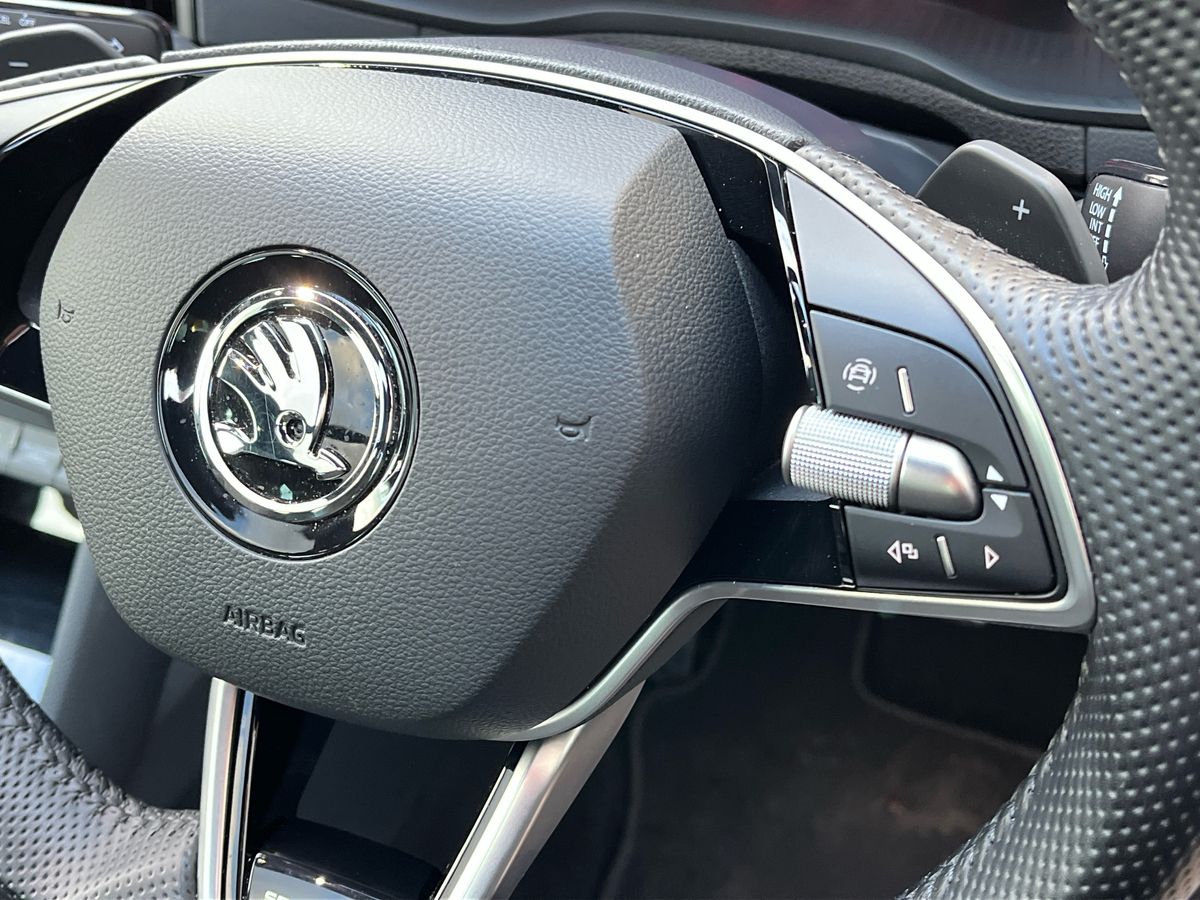 Used Skoda Karoq 2024 for sale - 76682204: Photo 25