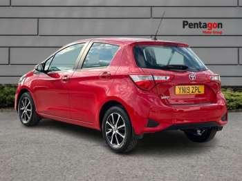 Used Toyota Yaris 2019 for sale - 74298800: Photo
