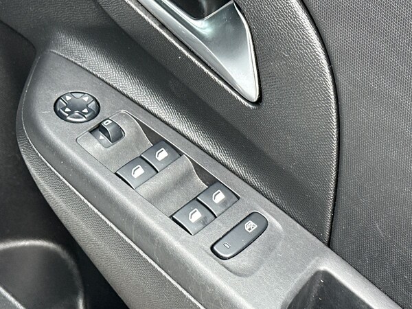 Used Vauxhall Corsa 2022 for sale - 75390410: Photo 18