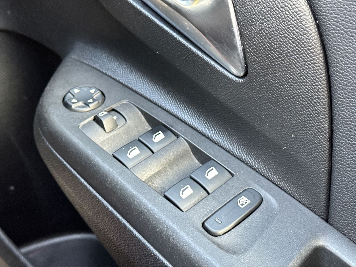 Used Vauxhall Corsa 2021 for sale - 76076972: Photo 23