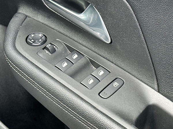 Used Vauxhall Mokka Electric 2024 for sale - 75482782: Photo 18