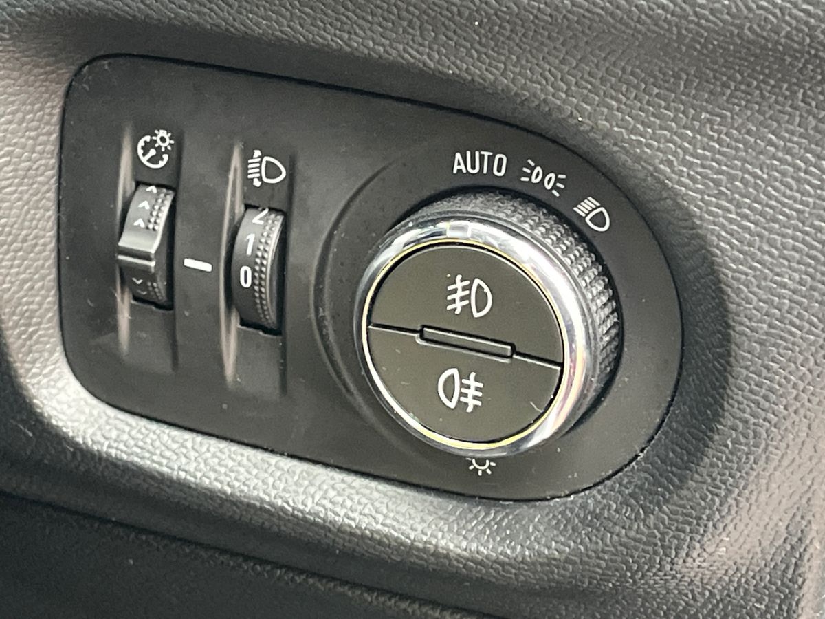 Used Vauxhall Corsa 2022 for sale - 76268073: Photo 21