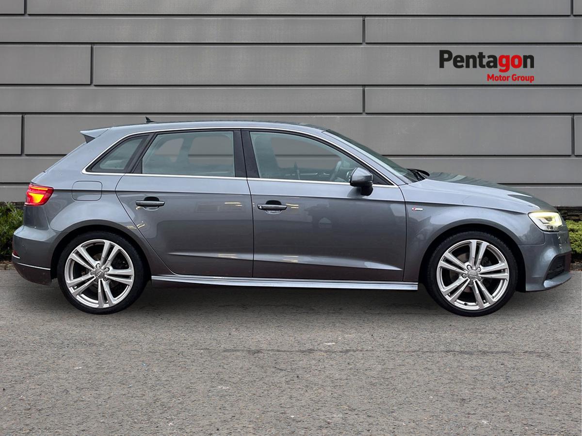 Used Audi A3 2018 for sale - 76875937: Photo 13