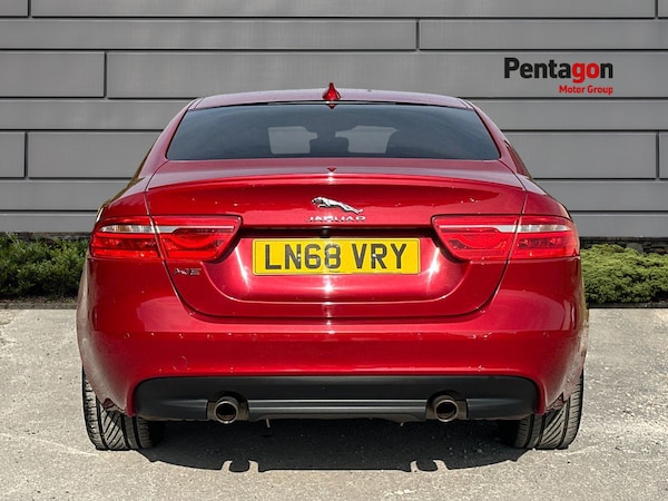 Used Jaguar XE 2018 for sale - 76057435: Photo 16
