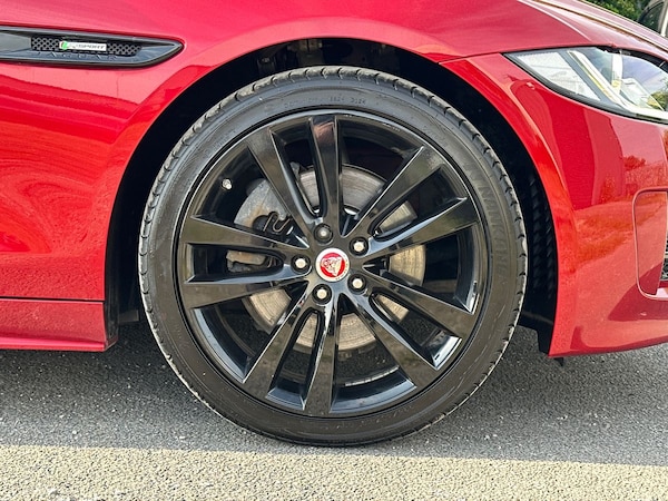 Used Jaguar XE 2018 for sale - 76057435: Photo 17