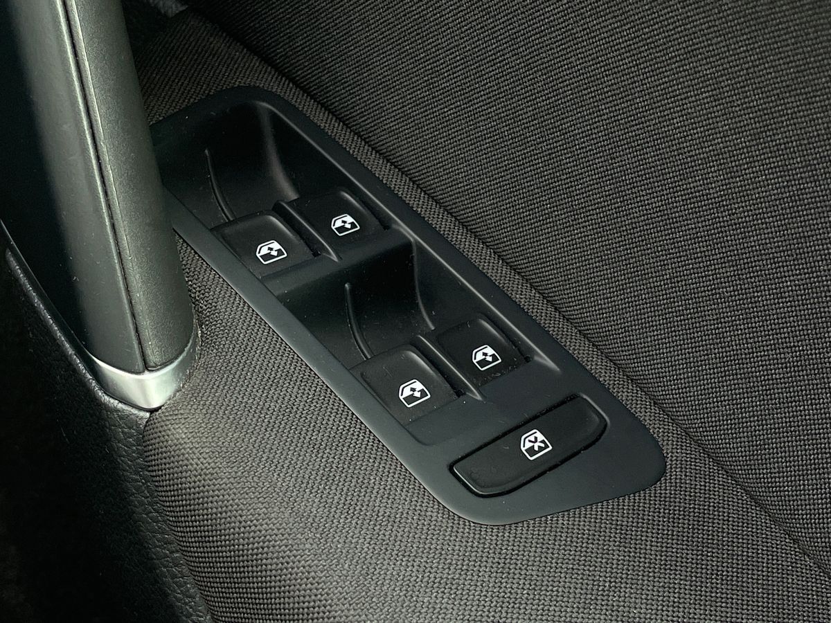 Used Volkswagen Golf 2019 for sale - 75660979: Photo 27