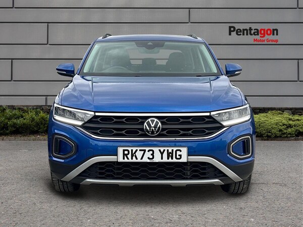 Used Volkswagen T-Roc 2023 for sale - 75632053: Photo 15