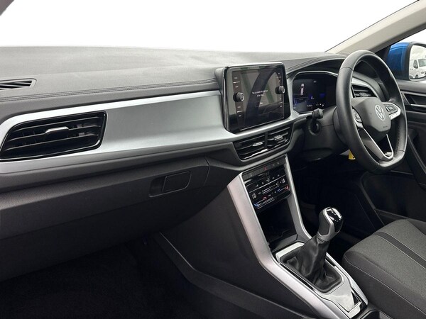 Used Volkswagen T-Roc 2023 for sale - 75632053: Photo 8