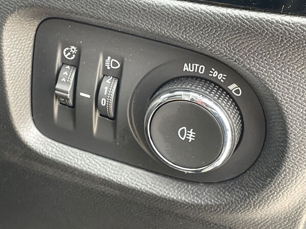 Used Vauxhall Corsa 2021 for sale - 75660972: Photo 18