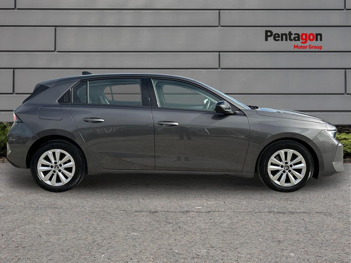 Used Vauxhall Astra 2023 for sale - 76087643: Photo 13
