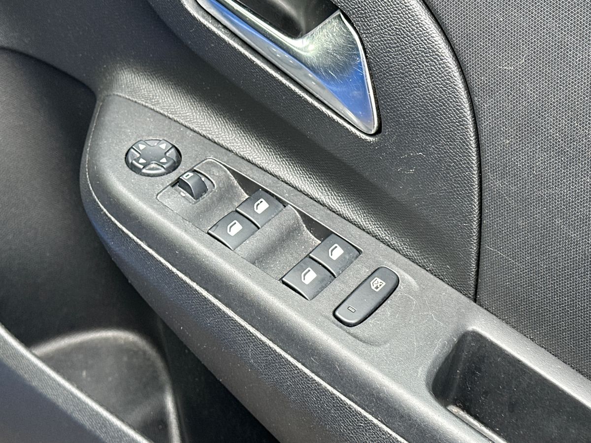 Used Vauxhall Corsa 2022 for sale - 76010815: Photo 18