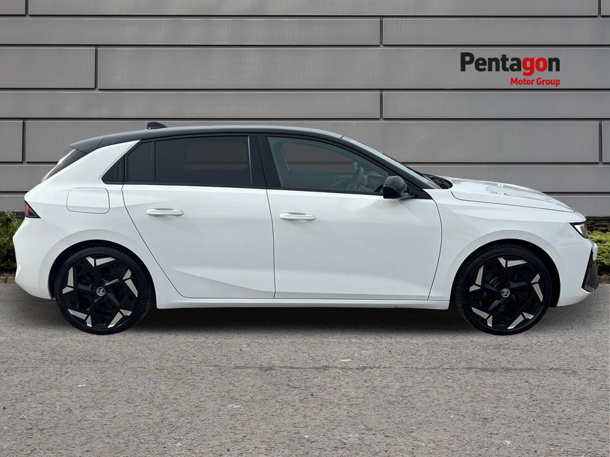 Used Vauxhall Astra 2023 for sale - 76040411: Photo 13