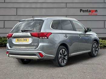 Used Mitsubishi Outlander 2016 for sale - 76113127: Photo 4