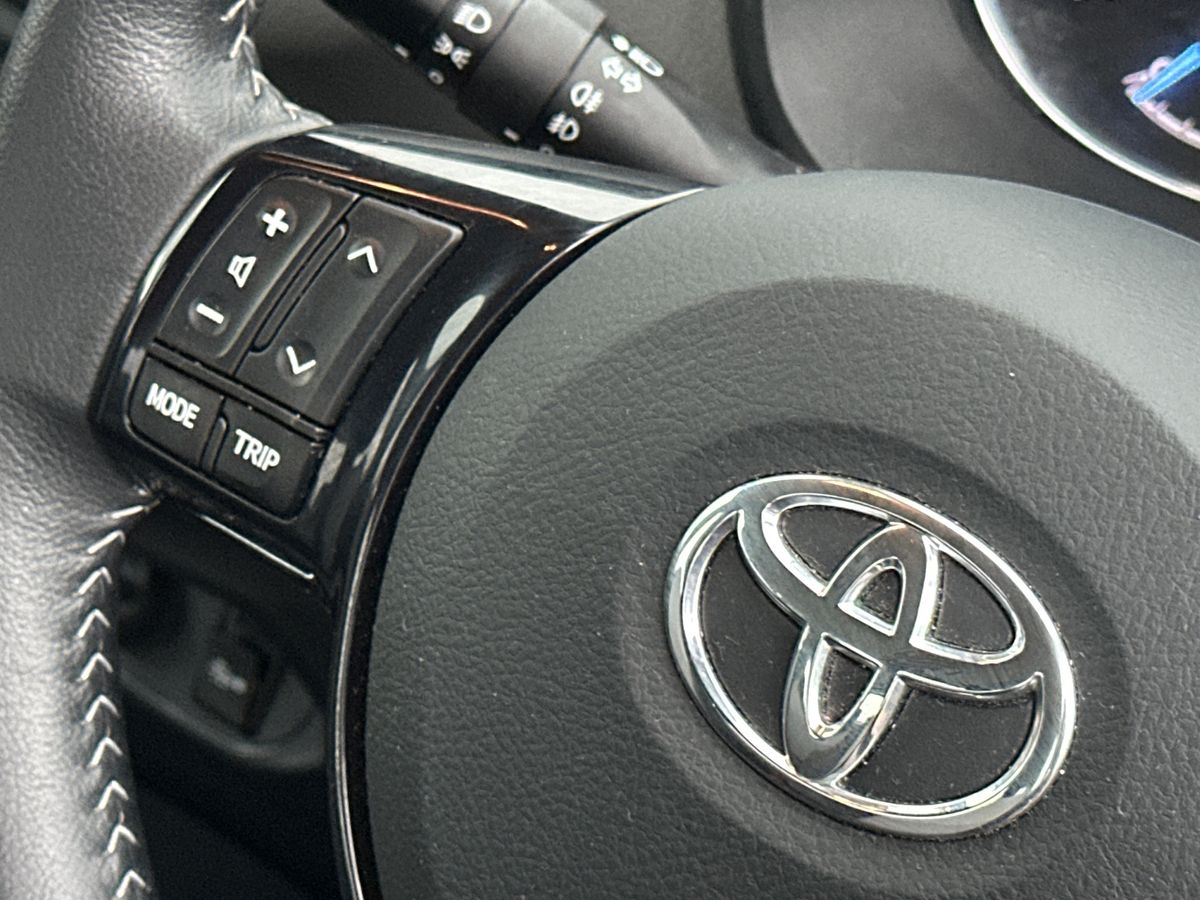 Used Toyota Yaris 2018 for sale - 76057439: Photo 19