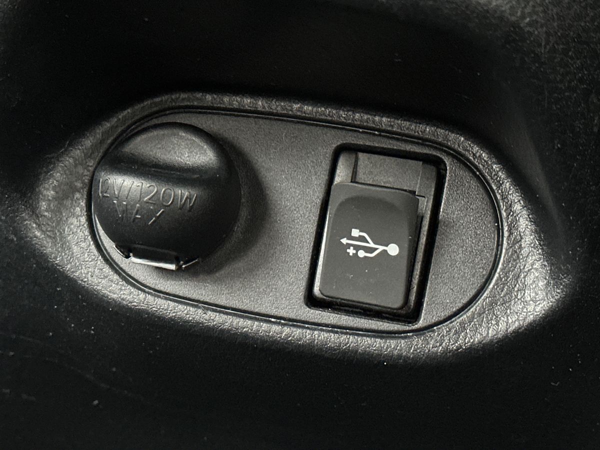 Used Toyota Yaris 2018 for sale - 76057439: Photo 25