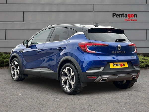 Used Renault Captur 2022 for sale - 76236541: Photo 2