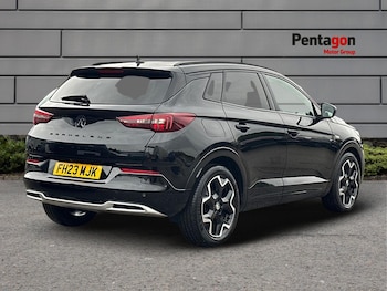Used Vauxhall Grandland 2023 for sale - 76034425: Photo 4