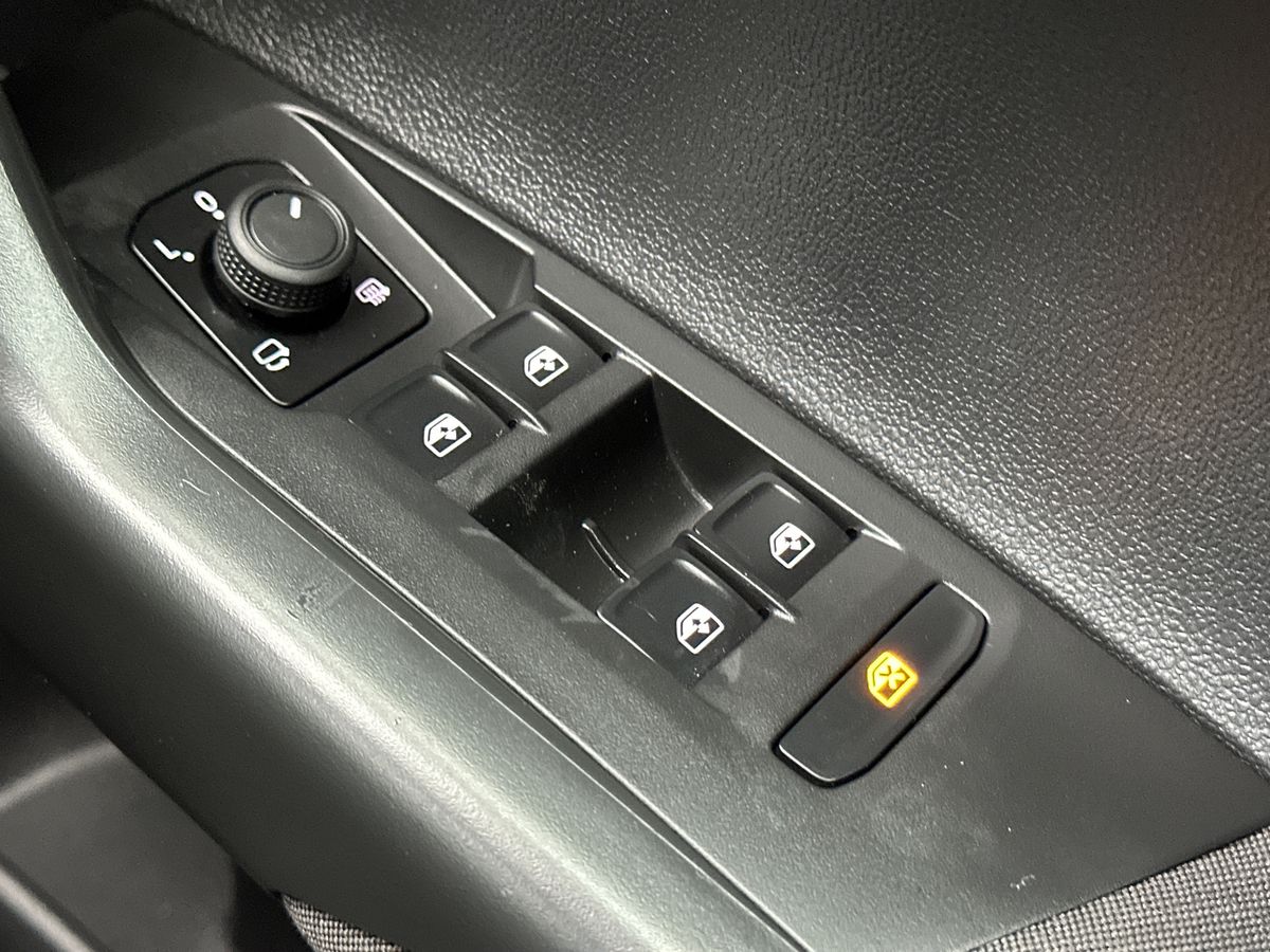 Used Volkswagen Polo 2024 for sale - 77034184: Photo 26