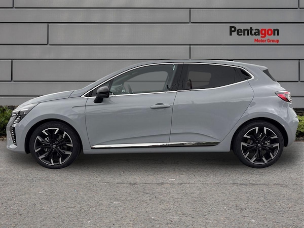 Used Renault Clio 2025 for sale - 76319890: Photo 14