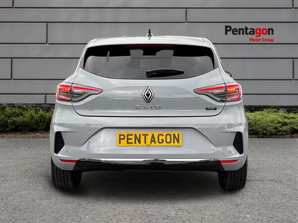Used Renault Clio 2025 for sale - 76319890: Photo 16