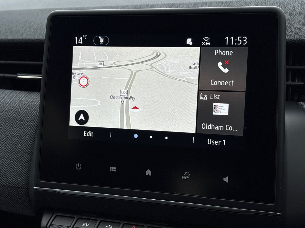 Used Renault Clio 2025 for sale - 76319890: Photo 24