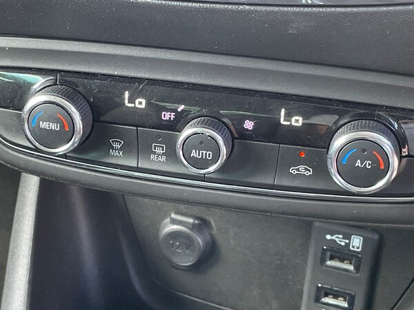 Used Vauxhall Crossland X 2020 for sale - 75555137: Photo 25