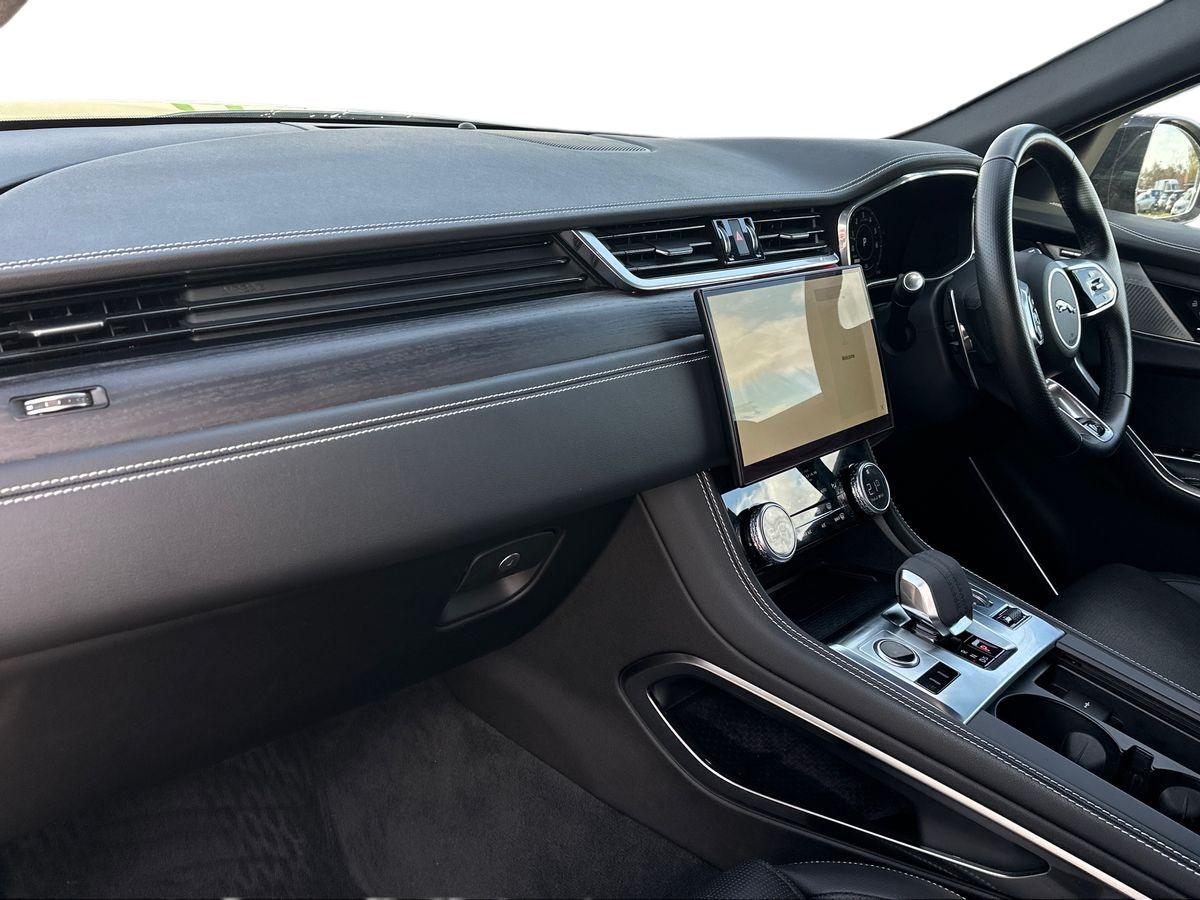 Used Jaguar F-Pace 2022 for sale - 76553346: Photo 8