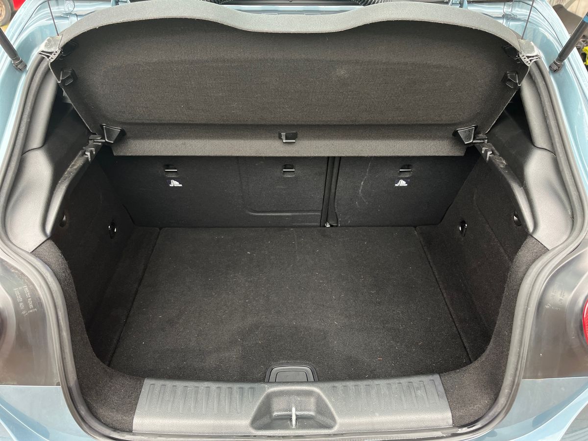 Used Mercedes-Benz A-Class 2014 for sale - 76910900: Photo 11