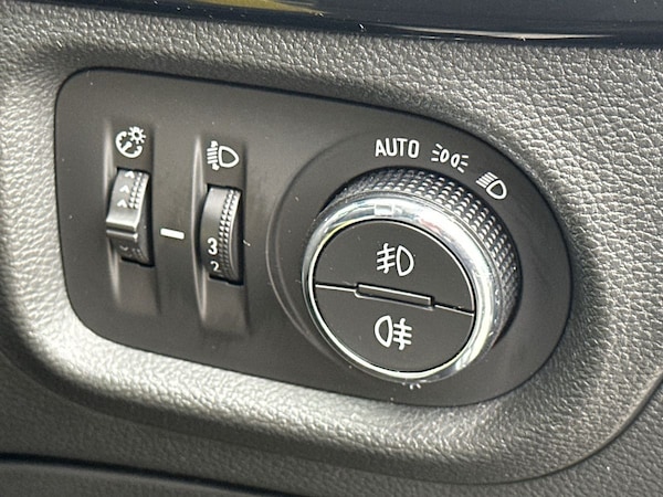 Used Vauxhall Astra 2021 for sale - 76224537: Photo 21