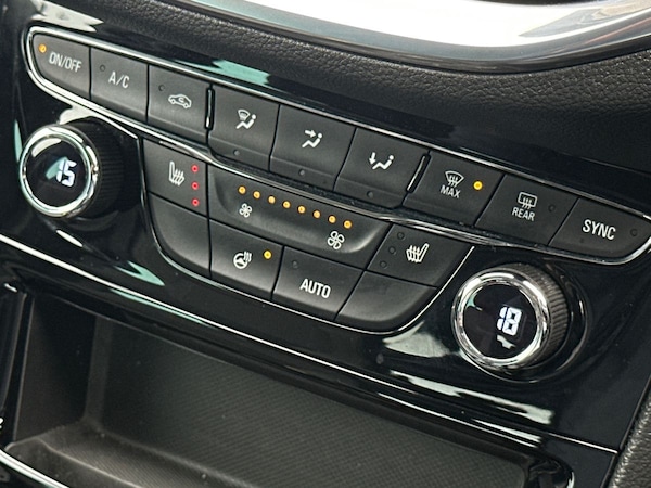 Used Vauxhall Astra 2021 for sale - 76224537: Photo 24
